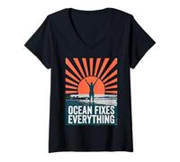 Femme Ocean Fixes Everything Beach Sunset Silhouette T-Shirt avec Col en V