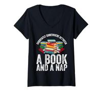 Femme Quelque Part Entre Un Livre et Une Sieste - Lecture Confortable T-Shirt avec Col en V