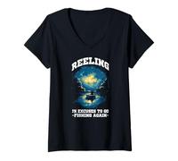 Femme REELING IN EXCUSES TO GO FISHING AGAIN T-Shirt avec Col en V