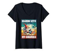 Femme Retro Beach Gnome Reading Book Graphic Funny Teacher Summer T-Shirt avec Col en V