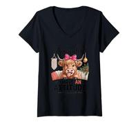Femme Sassy Highland Cow Apparently I Have an Attitude Drôle T-Shirt avec Col en V