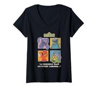 Femme Sesame Street Vintage Heart, Friendly Face on Every Corner T-Shirt avec Col en V