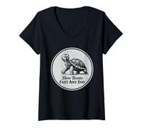 Femme Slow Beats Fast Any Day Turtle Relax Philosophie Citation T-Shirt avec Col en V