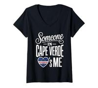Femme Someone in Cape Verde Loves Me Heart Flag T-Shirt avec Col en V
