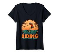 Femme Surf Riding The Ultimate Force Sunset Wave Ride Art T-Shirt avec Col en V