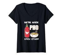 Femme T-Shirt Humoristique « We're Made Pho Each Other » Vietnamien Pho Soup T-Shirt avec Col en V