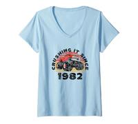 Femme T-Shirt Monster Truck Driver Crushing It Since 1982 Anniversary T-Shirt avec Col en V