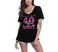 Femme Tee-Shirt Col V - After 40 It's All Uphill - Birthday Running - 40 Ans T-Shirt Graphique Idée Cadeau 40e Anniversaire Vintage Année 1984 Nouveauté