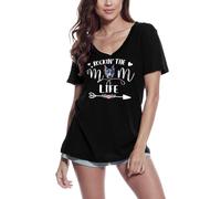 Femme Tee-Shirt Col V La Vie De Maman Doberman - Rockin' The Doberman Mom Life - T-Shirt Graphique Éco-Responsable Vintage Cadeau Nouveauté