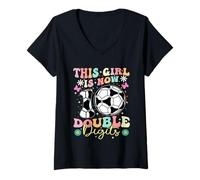 Femme This Girl Now 10 Double Chiffres Football Anniversaire 10 ans T-Shirt avec Col en V