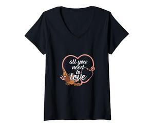 Femme Tout ce Dont Vous Avez Besoin, C'est d'aimer Une infirmière en stéthoscope T-Shirt avec Col en V