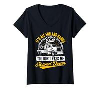 Femme Tow Truck Driver Wrecker Its All Fun Until You Don't Pass me T-Shirt avec Col en V