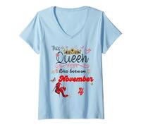 Femme Une Reine est née Le 4 Novembre (4e Anniversaire de Naissance) T-Shirt avec Col en V