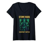 Femme Une sorcière serpent invoque le chaos dans un rituel occulte T-Shirt avec Col en V
