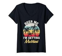 Femme Vintage Beer Me I'm Getting Married Drinking Team Beer Lover T-Shirt avec Col en V