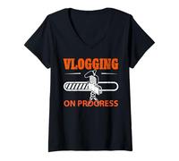 Femme Vlogging On Progress Créateur de contenu sur les réseaux sociaux Vlogger T-Shirt avec Col en V