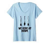 Femme We Ride at Dawn Costume de sorcière Humoristique pour Halloween T-Shirt avec Col en V