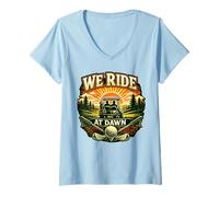 Femme We Ride at Dawn Golf Golf Humour décontracté T-Shirt avec Col en V