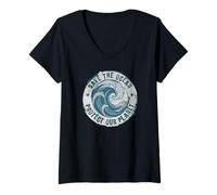 Femme World Ocean Day. Our Power, Our Planet. Save Earth. Nature T-Shirt avec Col en V
