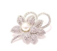 Femmes Filles Fleur Forme Perle Cristal Broche Fahion Exquise Brillante Robe Foulards Châle Clip Broche Fête De Mariage Accessory bijoux cadeau nouvellement publié