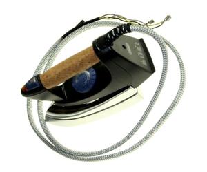 Fer Complet Avec Cordon Centrale Vapeur Pour Pieces Entretien Du Linge Petit Electromenager Delonghi