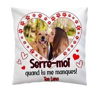 Ferocity Cadeau de Coussin personnalisé avec Votre Photo et Texte (45 x 45 cm) Image imprimée Cadeau pour Toutes Les Occasions (avec garnissage) Empreintes de Pattes de Chien et cœur [091]