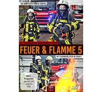 Feuerwehr Bochum - Feuer und Flamme: mit Feuerwehrmännern im Einsatz [Import]