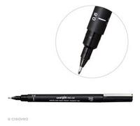 Uni 154625000 Feutre noir à fine pointe à encre indélébile et inaltérable - 0,6 mm