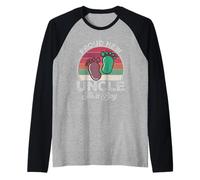 Fier d'être un nouvel oncle, c'est la fête des pères d'un garçon pour la première fois Manche Raglan