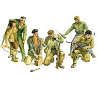 Figurine De Modèle En Plastique Partisans 1:35 ITALERI