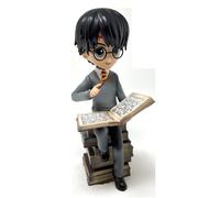 Plastoy – Figurine Harry Potter Chibi, Harry avec pile de grimoires, Plastique 24 cm
