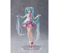 Taito Figurine Hatsune Miku Wonderland Rapunzel Ver. 18 cm
