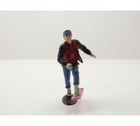 Figurine Marty Avec Hoverboard Retour Vers Le Futur Pour 1:43 Cartrix