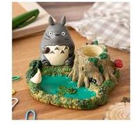 Figurine pot à crayon Mon Voisin Totoro Totoro au bord de la marre