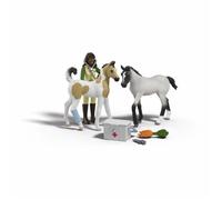 Figurine Soins pour les bébés animaux de Sarah, Schleich 42777 Gamme Horse Club