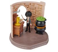 Figurine Spin Master Wizarding World Harry Potter Harry Potions Classroom Magical Minis Beige 22,86x13,34x22,86 cm