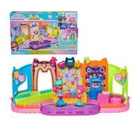 Gabby's Dollhouse Gabby et la Maison Magique - Gabby Dollhouse - Playset Roller Disco - Thème Fête - 2 Figurines Et 8 Accessoires - Dessin Animé Jouet Maison De Poupée - Jouet Enfant 3 Ans Et +