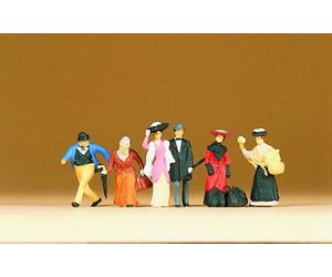 Figurines Passagers et passants en habits d'époque 1900