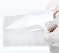 Film d'étanchéité for plaque PCR 96 puits-feuilles autocollantes transparentes (paquet de 100) avec outil de nivellement for utilisation en laboratoire(Transparent)