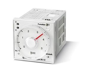Finder 881202300002PAS Relais temporisé de façade 48 x 48 multifonction multi-tension