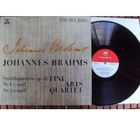 Fine Arts Quartet - Streichquartette op. 51 Nr. 1 und Nr. 2 - String Quartet op. 51. Fine Arts Quartet Stereo [Vinyl] Brahms, Johannes and Fine Arts Quartet