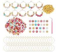 FINGERINSPIRE 60 Lots Kit DIY Charmes Verre à Vin Fournitures Artisanat Avec 60 Pcs Anneaux Laiton 120 Pcs Perles Espaceur Métal 300 Pcs Perles Lettre Acrylique Opaque & Pince Outil pour Fête