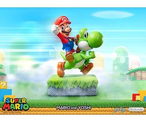 First4Figures Super Mario - Mario & Yoshi Standard Edition SMMAYST