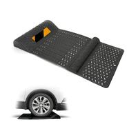 Fishtec Tapis d'Aide au Stationnement Intérieur/Extérieur - Butée Stop Roue avec Bande Réfléchissante - Fixation Facile - Noir - 52 x 25,5 x 27 cm