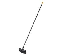 Fiskars Balai multi-usage avec technologie de polis PowerClean, Longueur: 1,6 m, Tête taille: M, Noir/Orange, Solid, 1025921