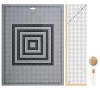 Fiskars Ensemble Couture, Cutter rotatif de Ø 45 mm, Tapis de Coupe A2 autocicatrisant (45 x 60 cm / 18 x 24"), Règle à Patchwork (15 x 60 cm), 3 pièces, 1066046