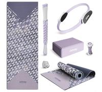 Fitfiu Fitness KITWELL-601 - Kit 6 Accessoires Yoga et Pilates, Couleur Violet, Comprenant Tapis, Cerceau, Bloc, Masseur de Pieds, Barre de Massage et Sangle de Yoga, Design géométrique Unique