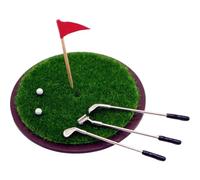 Fituenly Ensemble De Mini-Golf 7 Pièces pour Maison De Poupée, Échelles 1:6 1:12. Comprend Un Tapis De Practice en Gazon Synthétique, 3 Clubs De Golf, 2 Balles De Golf 1 Drapeau. Accessoires De