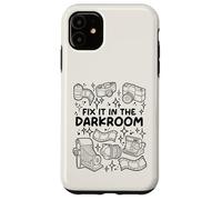 Fix It in The Dark Room - Film Photography Life Coque pour iPhone 11