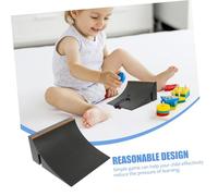 FIXOSHEE Kit Rampe Finger Skateboard Accessoire Terrain Mini Skate pour Garçon Fille Parc de Skate à Doigts Kit de Scène de Skatepark Prop de Jeu Pratique et Sécurisé